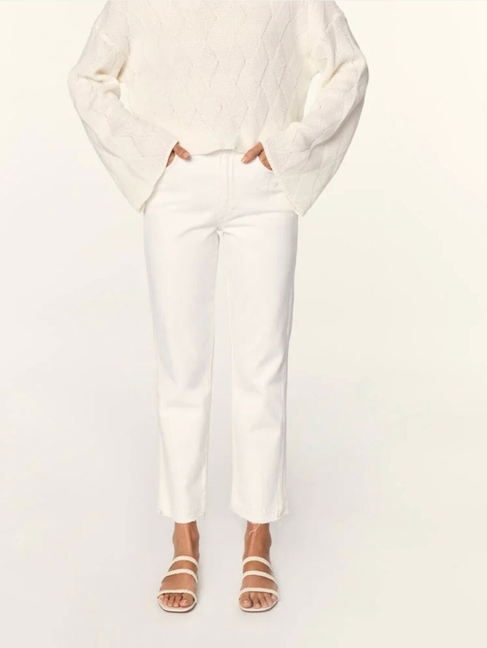 AMO Chloe Crop Size 26 White Sand‎